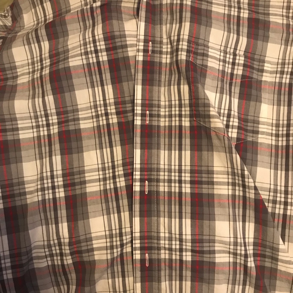 Button down - Picture 3 of 5